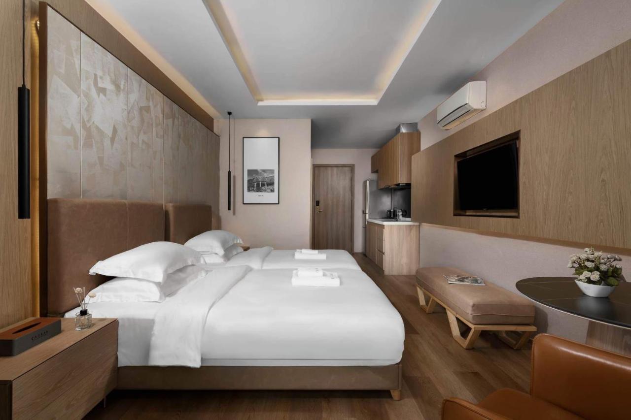 Sf Hotel Penthouse Residences Phnom Penh Bagian luar foto